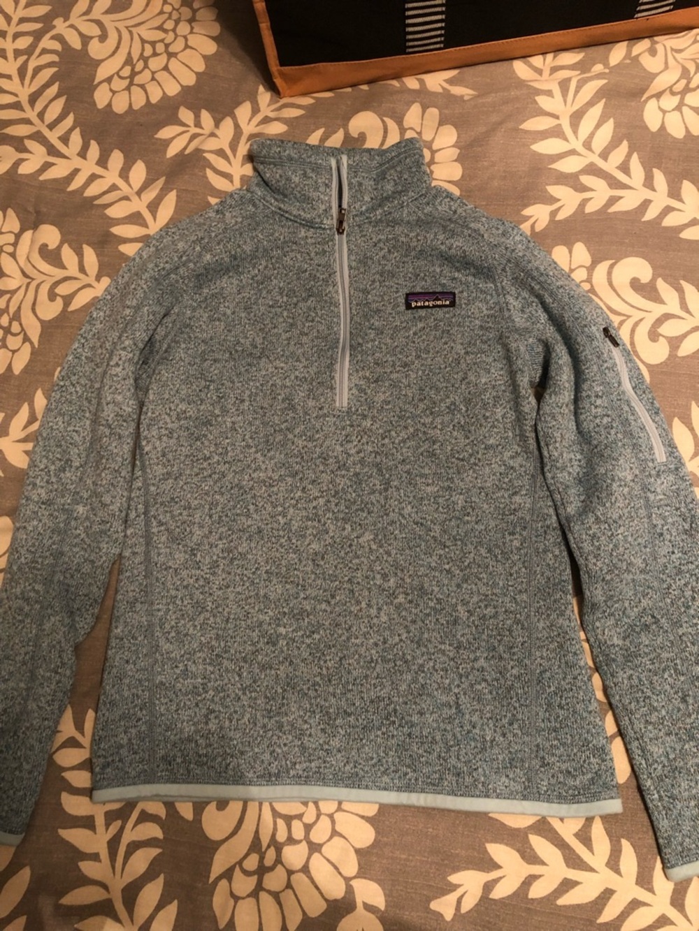 Patagonia Light Blue Heathered 1/4 Zip Pullover